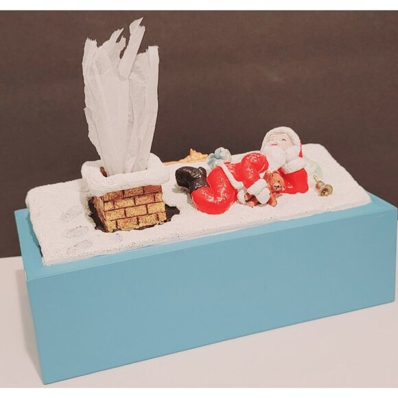 Sassy Santa on Roof 3D Christmas Tissue Box Hold Cover Tokyo Japan Rotary Hero - Picture 2 of 16